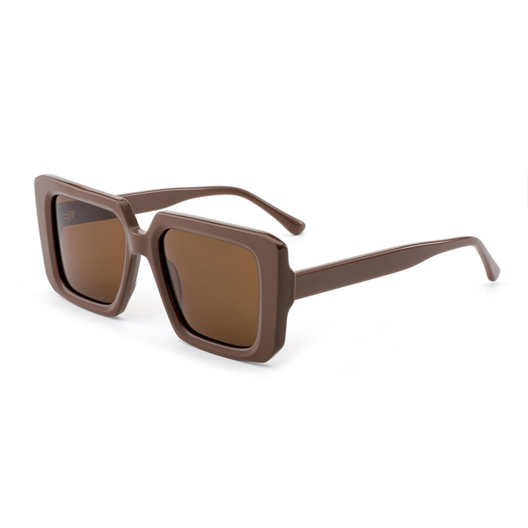 Dame solbrille i stilrent, firkantet design med UV-beskyttelse Skanto