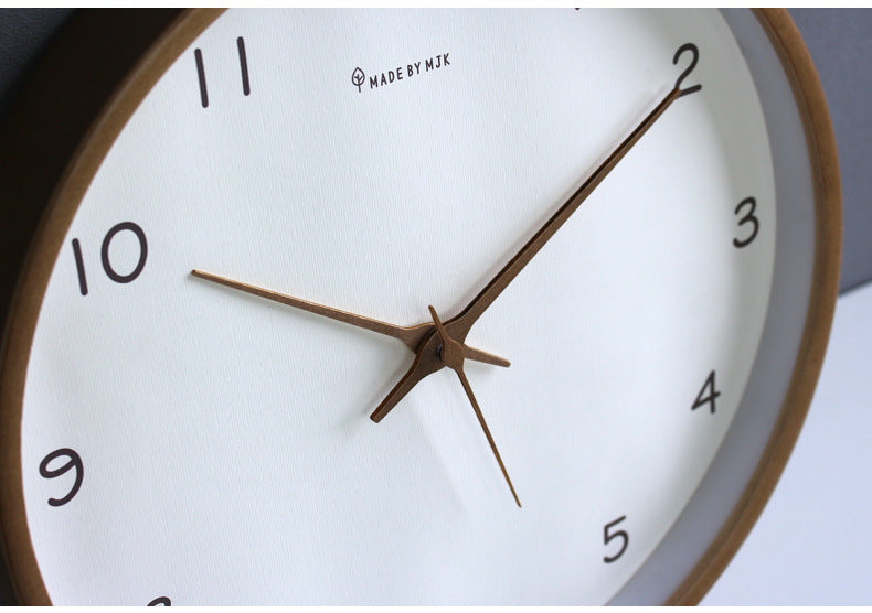 Skanto | TimberClock - Solid tre analog klokke