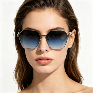 Dame elegant solbrille i moderne oktagon-design Skanto