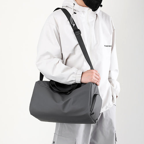 Multifunksjonell sport- og reiseveske med robust design Skanto