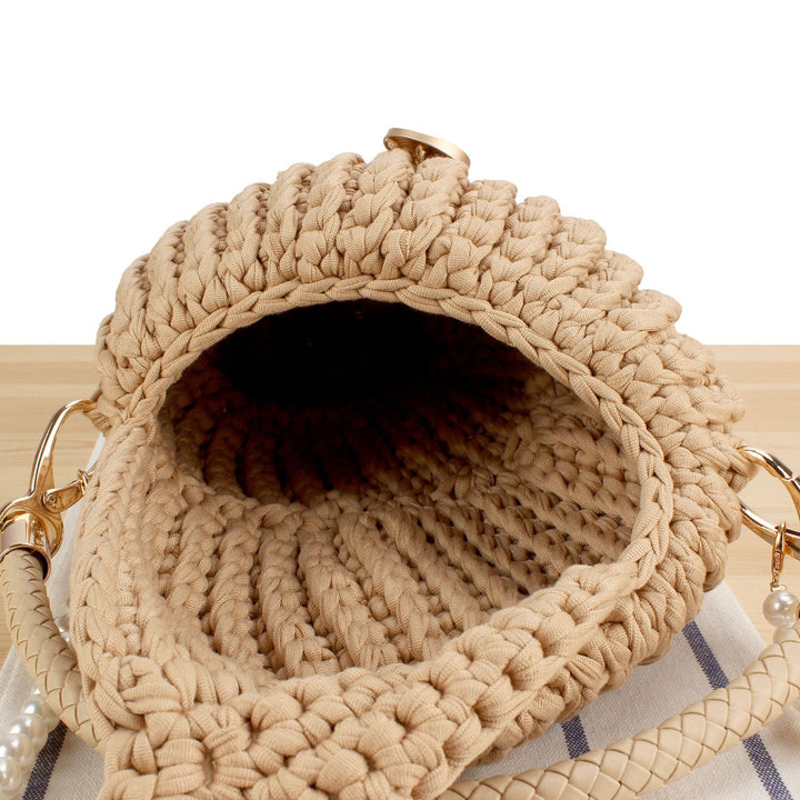 Shell-design handbag Skanto
