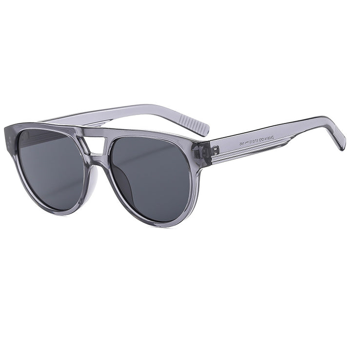 Dame cat-eye solbrille med elegant, robust ramme og UV-beskyttelse Skanto