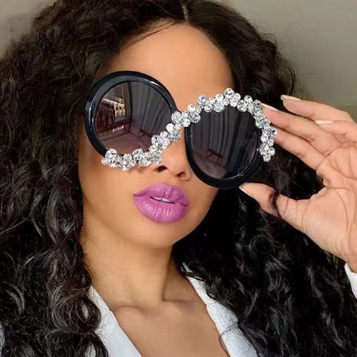 Dame Glamourøs Solbrille med Strassapplikasjoner Skanto