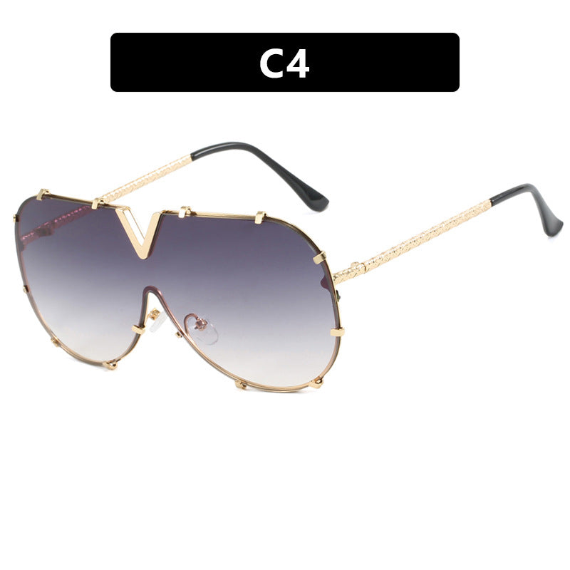 Dame oversized vernebrille i futuristisk design Skanto