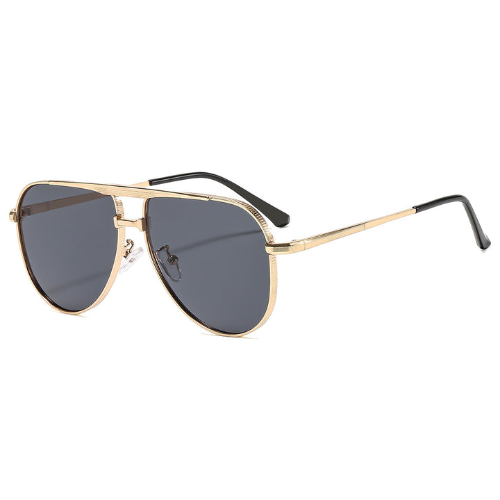 Dame solbrille i elegant pilotdesign Skanto