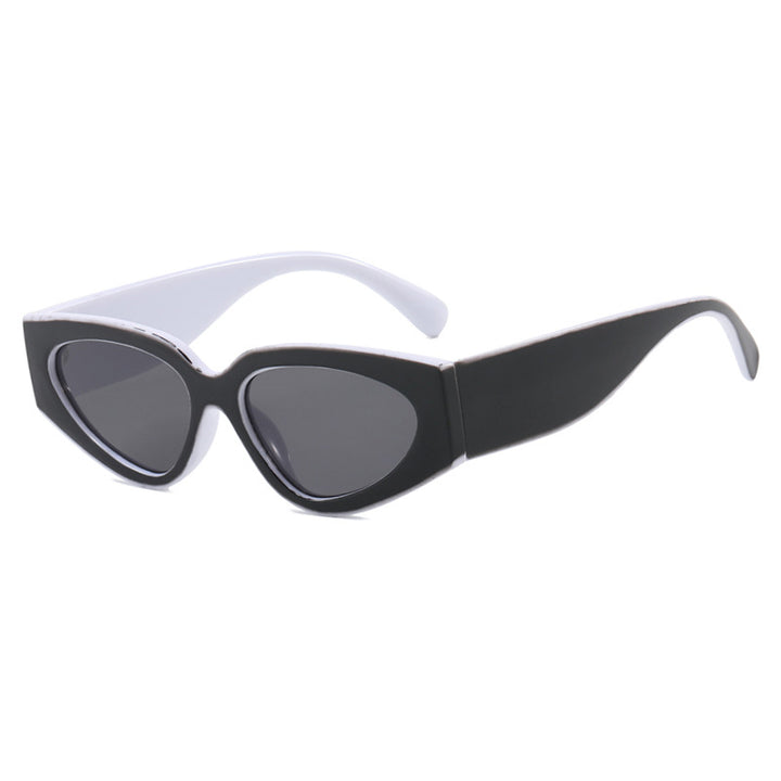 Dame Cat-Eye solbriller med ekstravagant design og beskyttende UV-filter Skanto