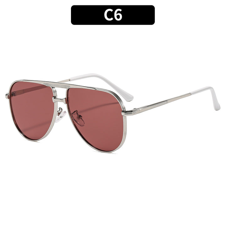 Dame modische Aviator-solbrille med elegant metallramme og UV400-beskyttelse Skanto