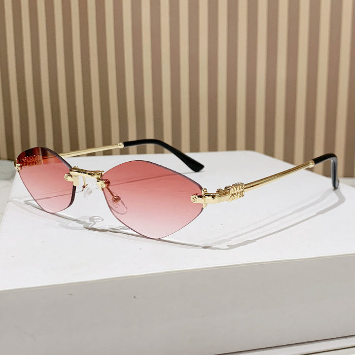 Dame Cat-Eye solbriller i moderne elegans stil Skanto