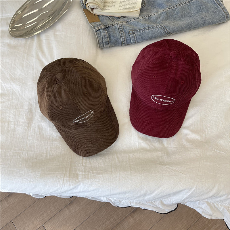 Kvinnens uformelle kordfløyels baseballcaps Skanto