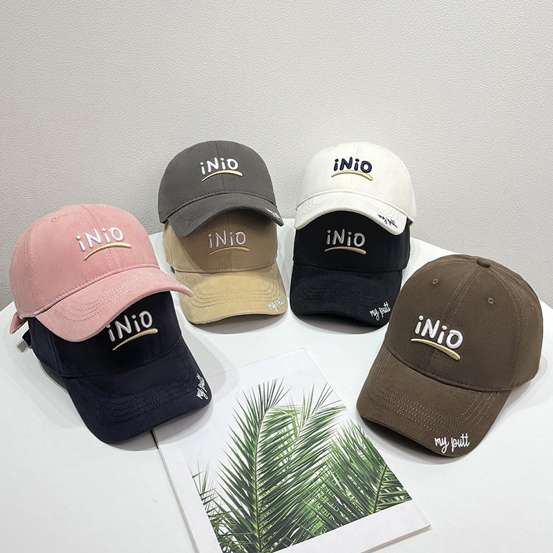 Kvinnebrodert casual caps Skanto