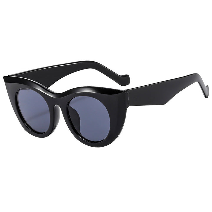 Dame Cat-Eye solbriller med transparent ramme og polariserte linser Skanto