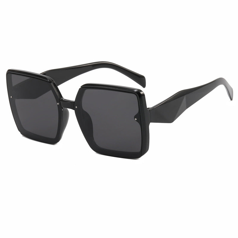 Dame overdimensjonert kvadratisk solbrille Skanto