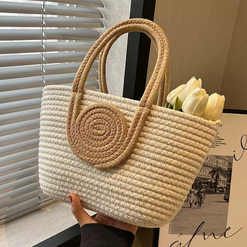 Håndlaget kurvveske med innovativt håndtak Skanto