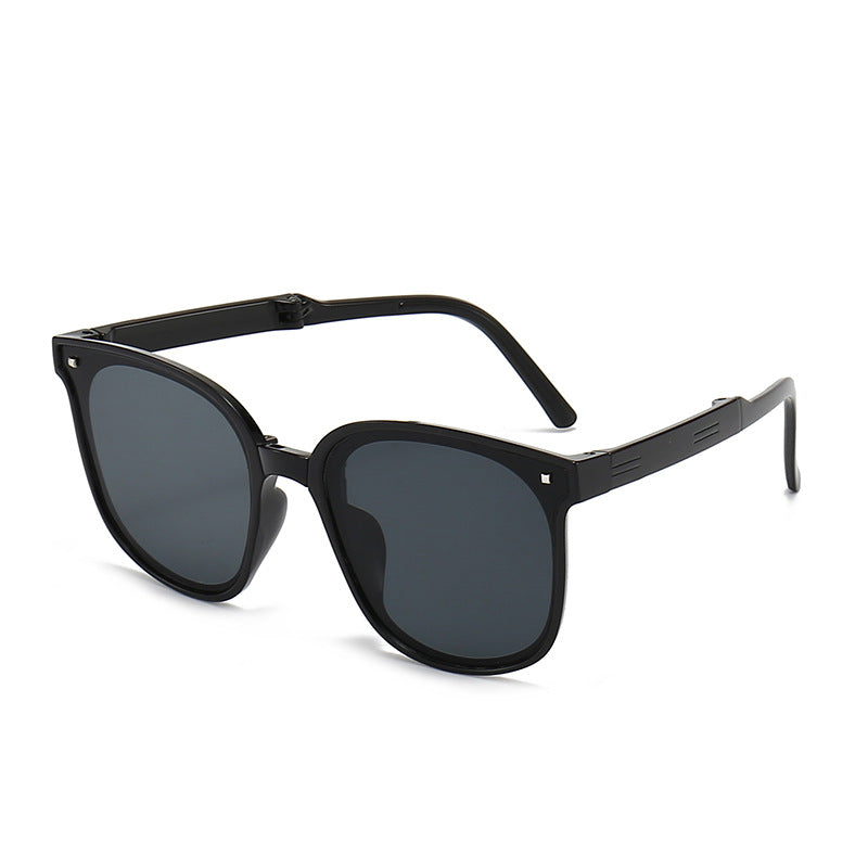 Dame klassisk solbrille i stilfull design Skanto