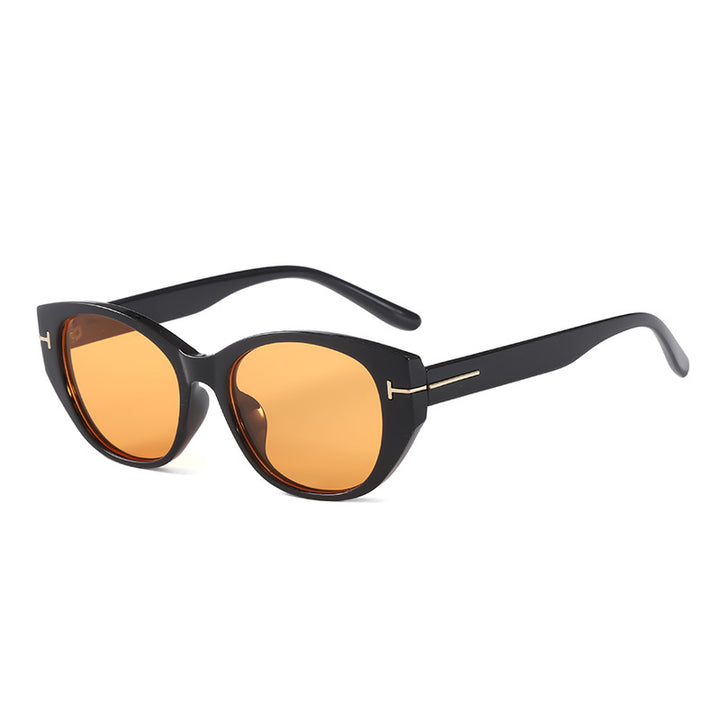 Damer Cat-Eye solbriller med elegant ramme og beskyttende UV-filter Skanto