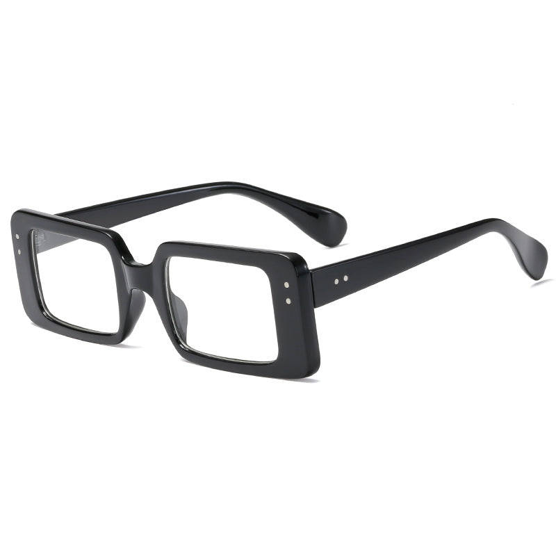Dame trendy firkantet solbrille med moderne design og UV-beskyttelse Skanto