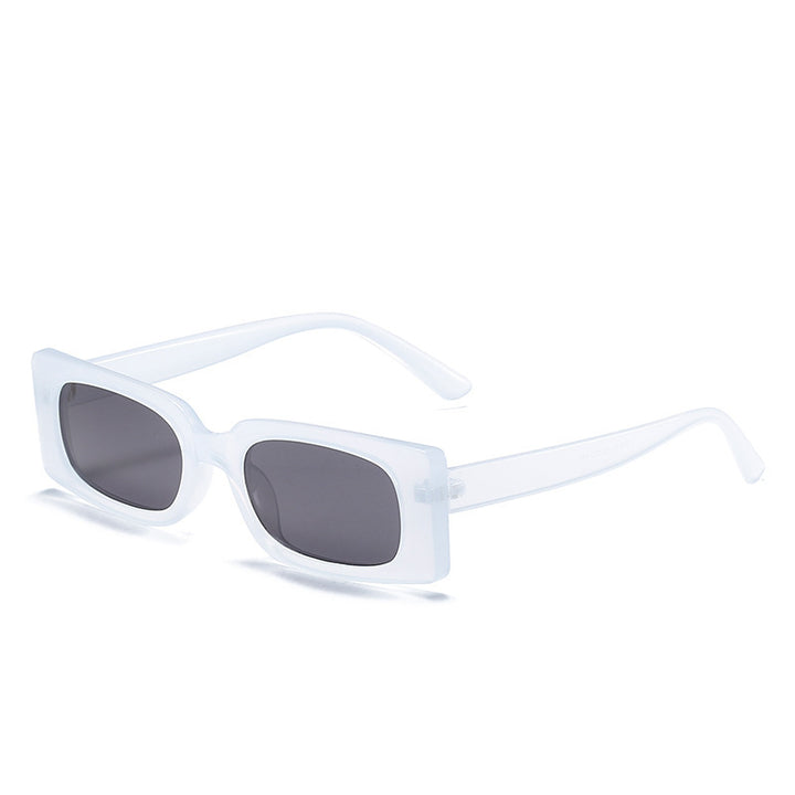 Dame solbrille i moderne retro-stil Skanto
