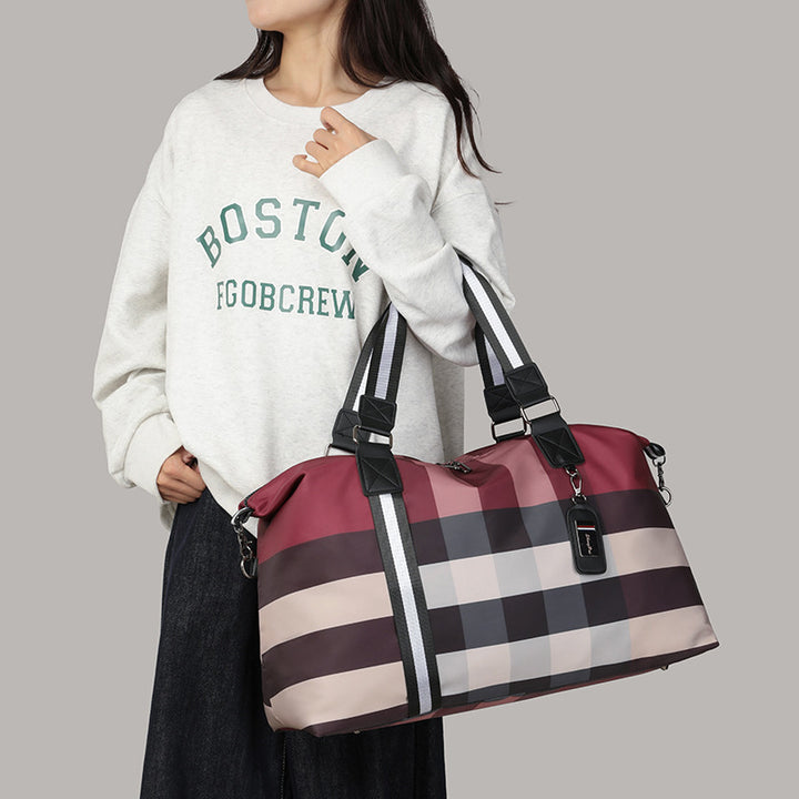 Sporty reiseveske med intelligent romdesign Skanto