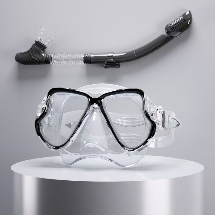 Tauchmaske med ergonomisk design og et fleksibelt snorkel Skanto