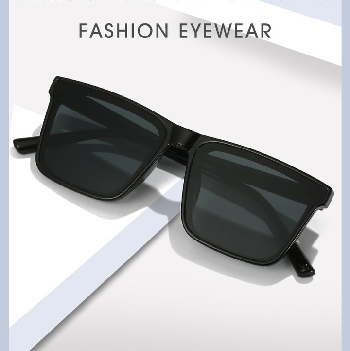 Dame Oversized Solbriller med elegant design Skanto