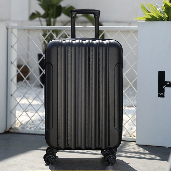 Hardplast koffert med høyt motstandsdyktig materiale og TSA-lås Skanto