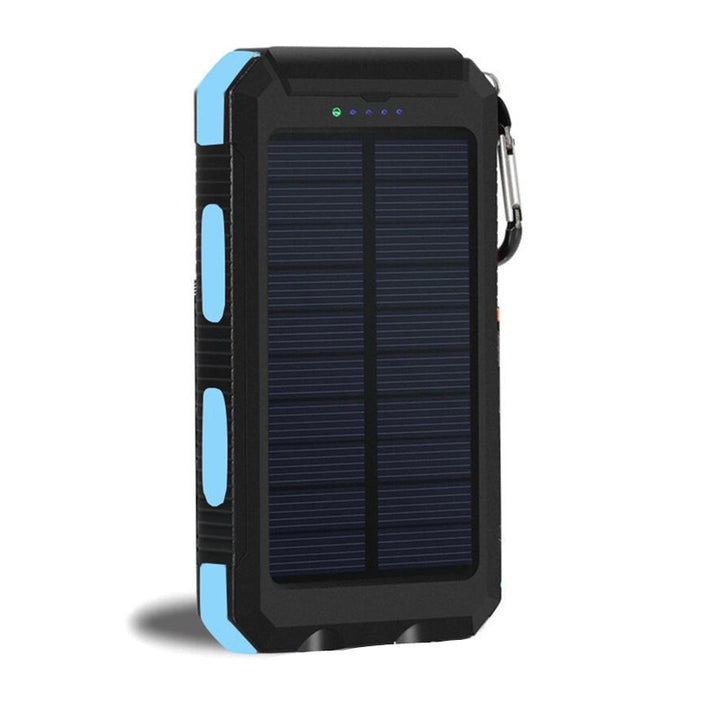 Solcelledrevet powerbank med støtsikkert design og integrert karabinkrok Skanto