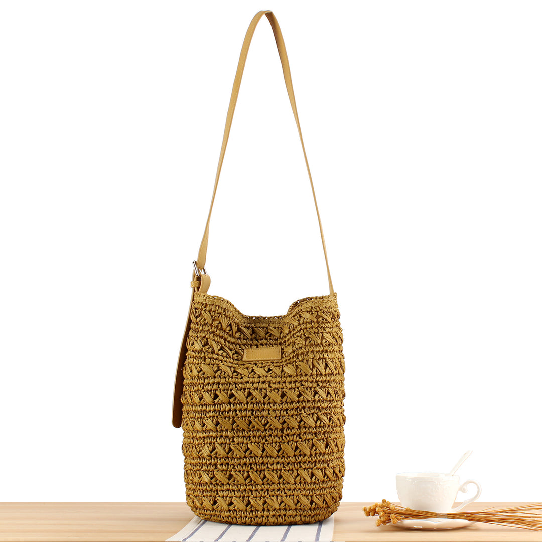 Shoulder bag with modern macrame design Skanto