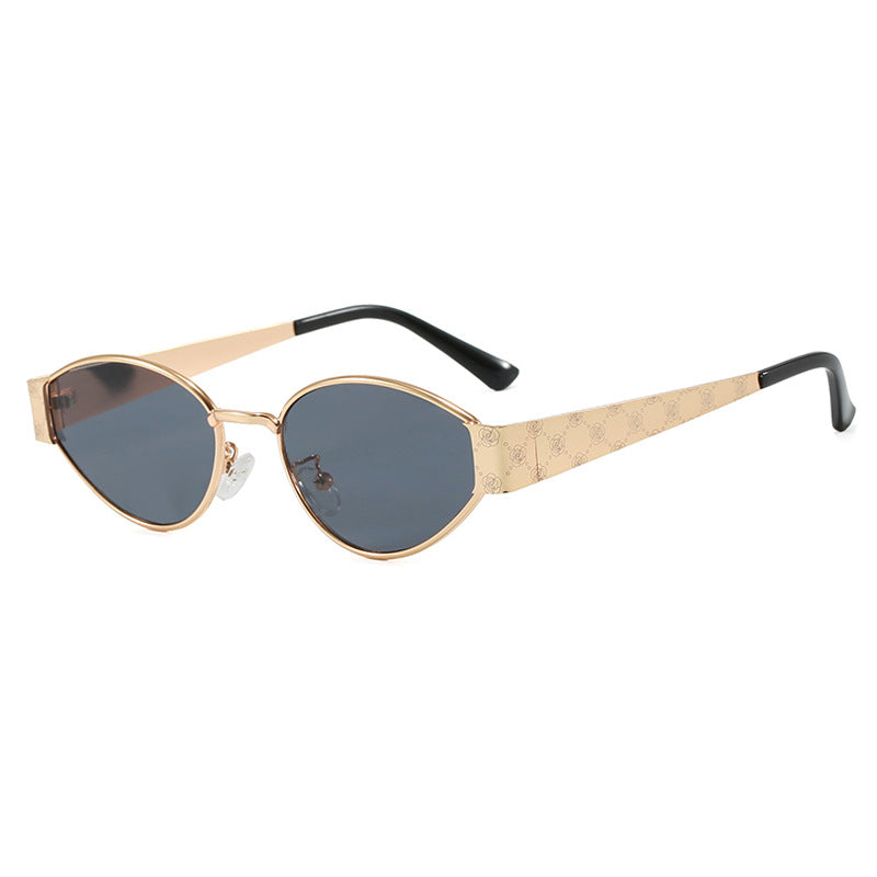 Dame Cat-Eye solbriller med elegant design og luksuriøse detaljer Skanto