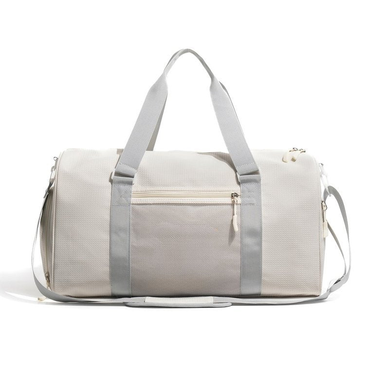 Sporty weekend bag with multifunctional compartments and adjustable shoulder strap Skanto