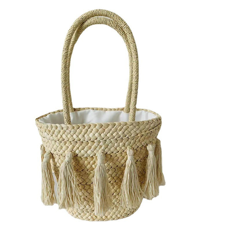 Trendy kurvveske med frynser Skanto