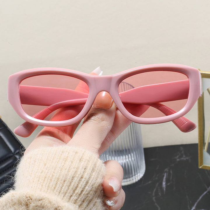 Dame moteriktig Cat-Eye solbrille med fleksibel ramme og UV-beskyttelse Skanto