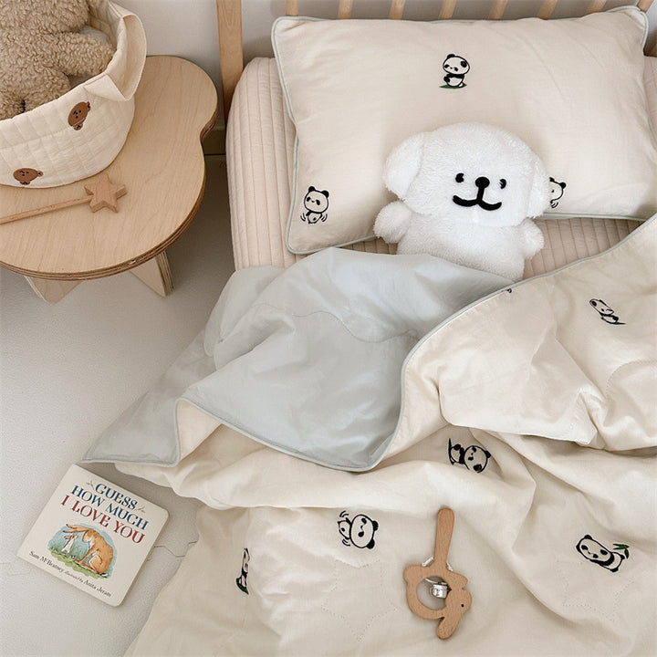 Unisex Cozy Teppe med Søtt Panda Design Skanto