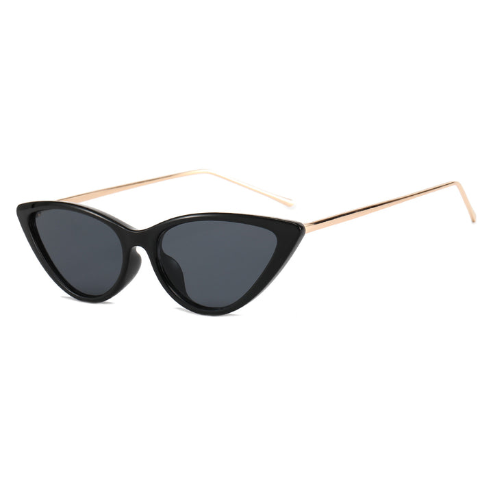 Dame Cat-Eye solbriller med moderne ramme og UV-beskyttelse Skanto