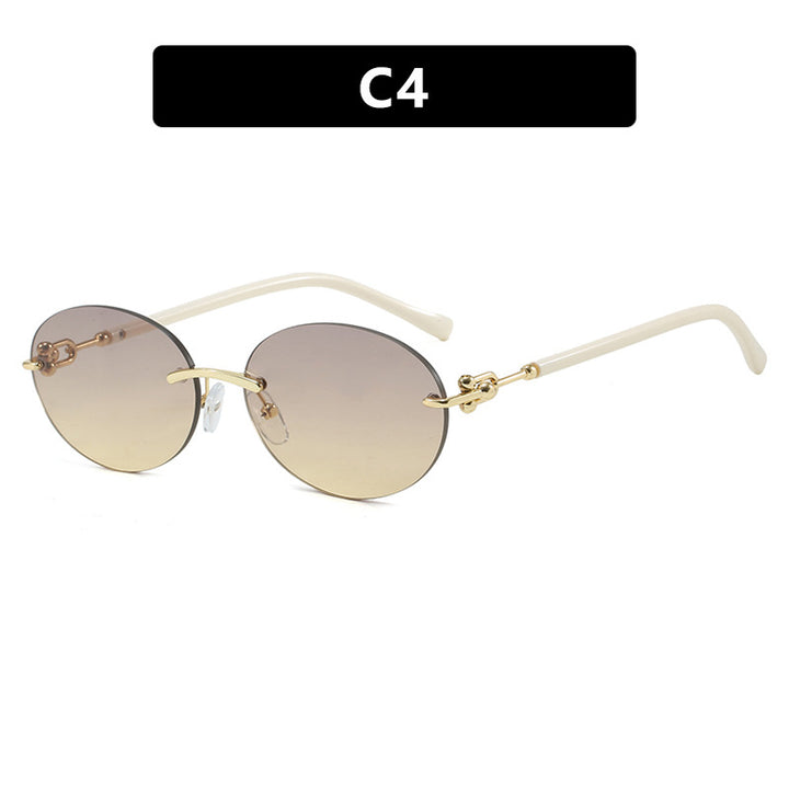 Dame oval solbrille med luksuriøs metallramme og speilbelagte glass Skanto