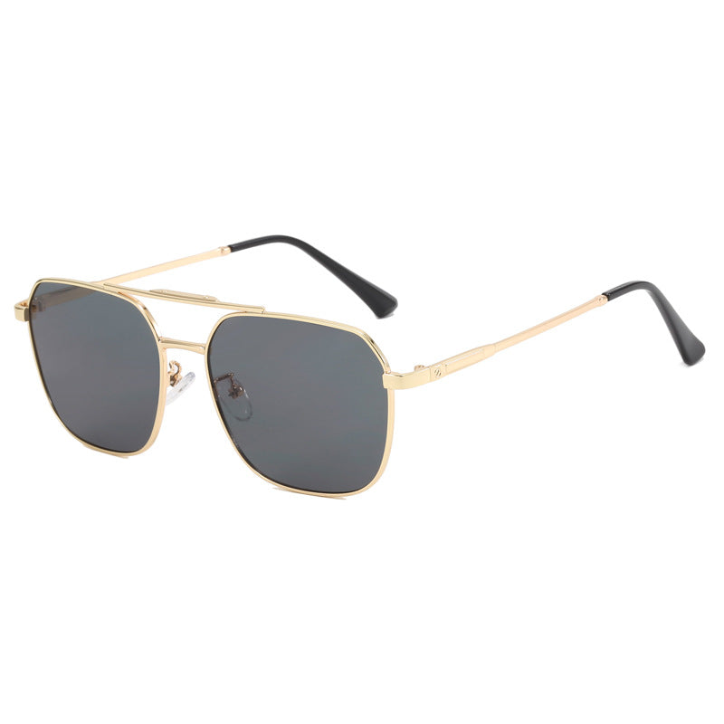 Damer Modiske Oversized-solbriller i edelt Shield-design Skanto