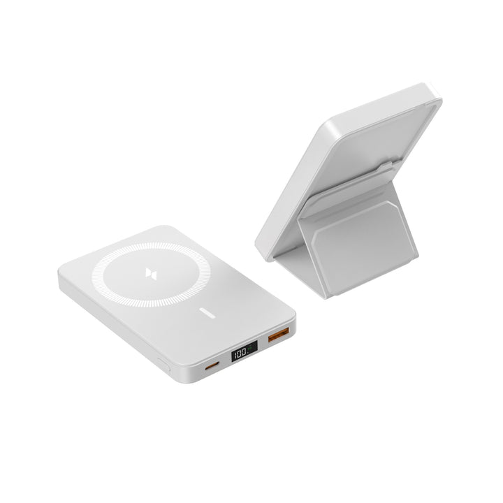 Bærbar Magsafe Powerbank med integrert stativ og digital effektindikator Skanto