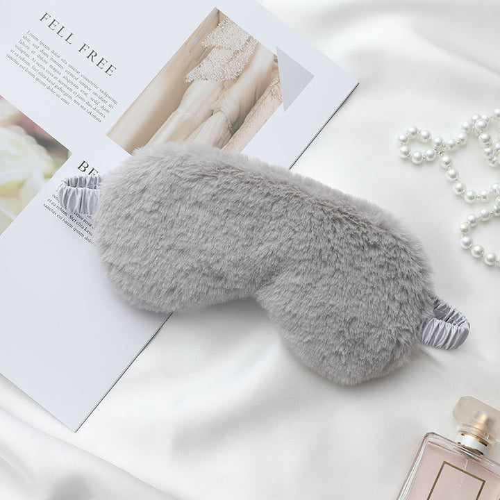 Dame nan fluffy ergonomisk øyemaske med justerbart satinsbånd og mykt kunstpelsdeksel Skanto
