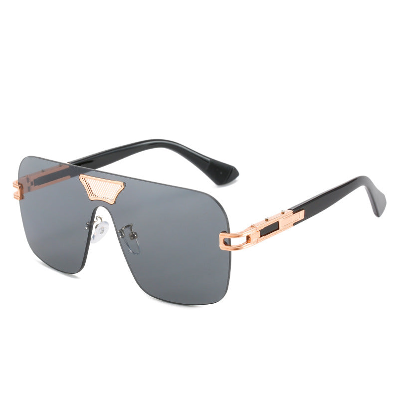 Damer moterik oversized solbriller med spesialramme og UV-beskyttelse Skanto