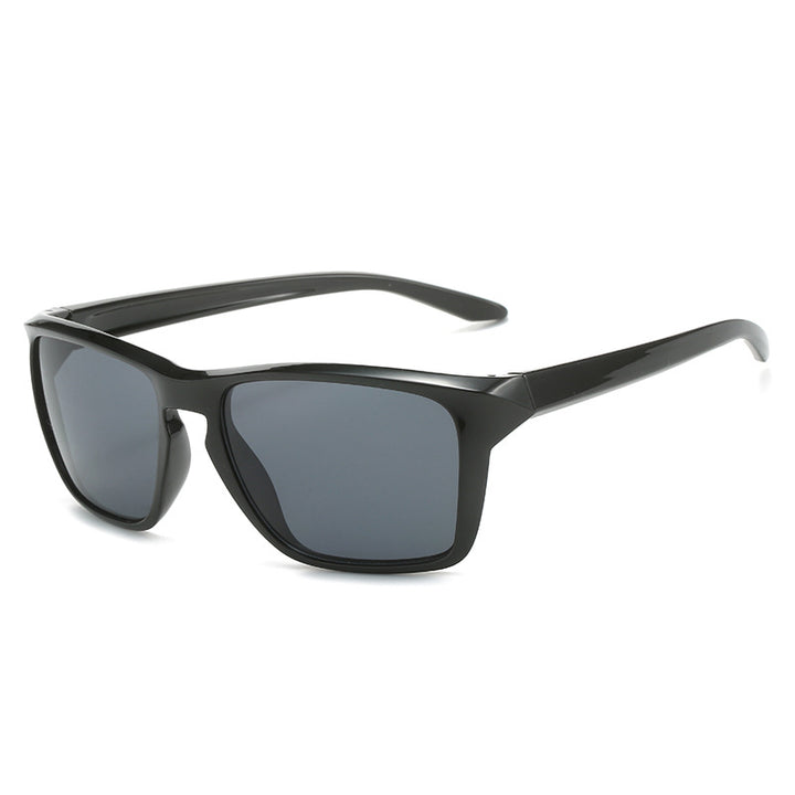 Herre Sporty solbriller med ergonomisk design og polarisert glass Skanto
