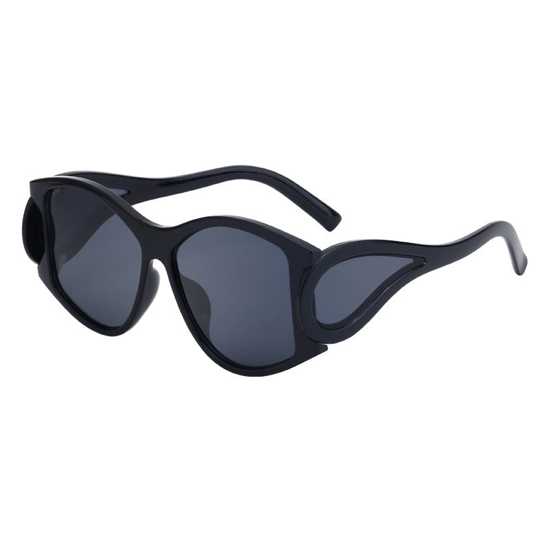 Dame moderne Cat-Eye solbriller med unikt ramme og UV-beskyttelse Skanto