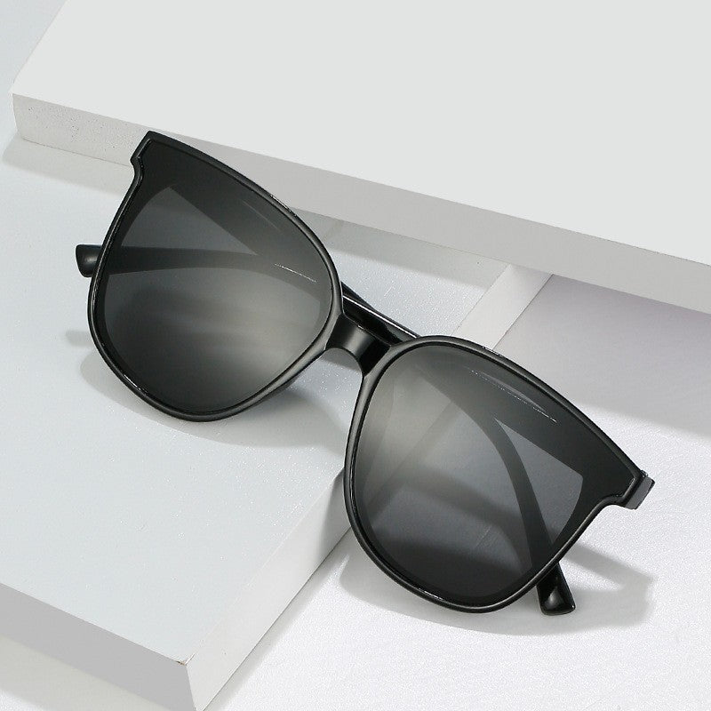 Dame moteriktig oversized solbrille Skanto