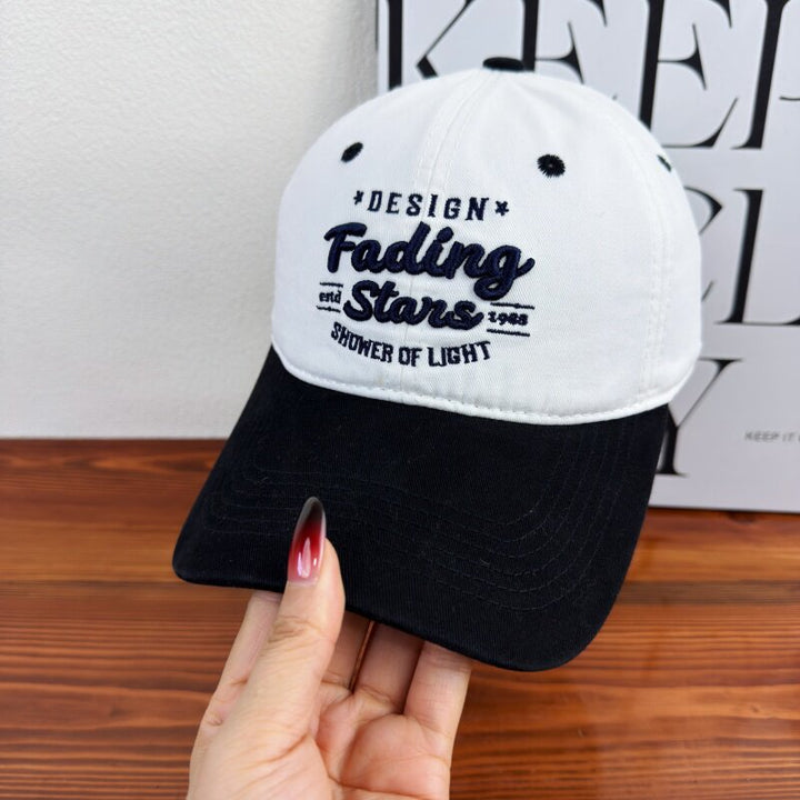 Kvinnebrodert caps med inspirerende design Skanto