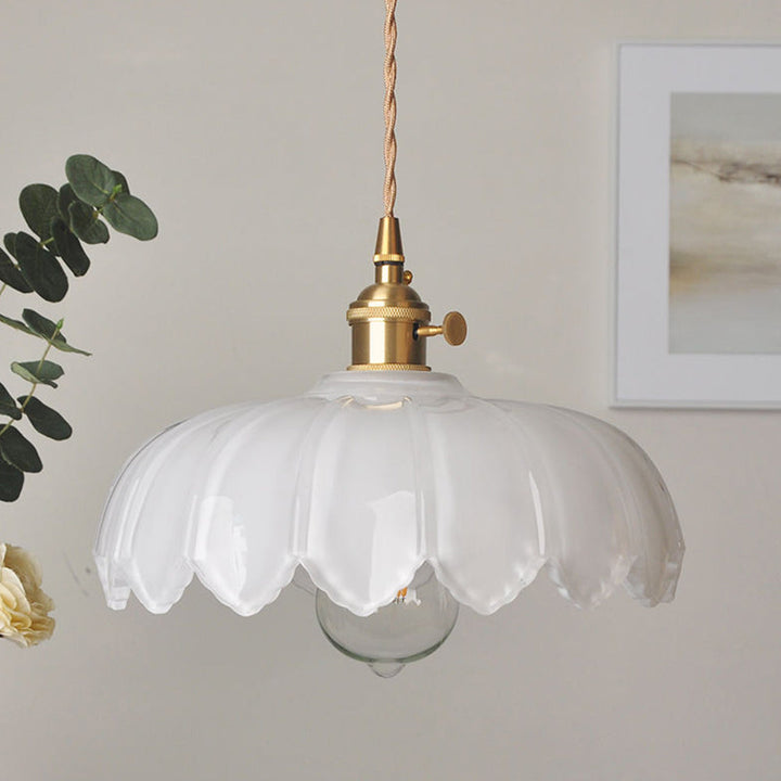 Skanto | Glass lampe som glitrer med detaljer!