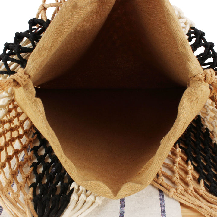 Mesh tote bag with fringe accent Skanto
