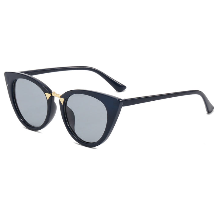 Dame Cat-Eye solbrille med elegant gull detaljer Skanto