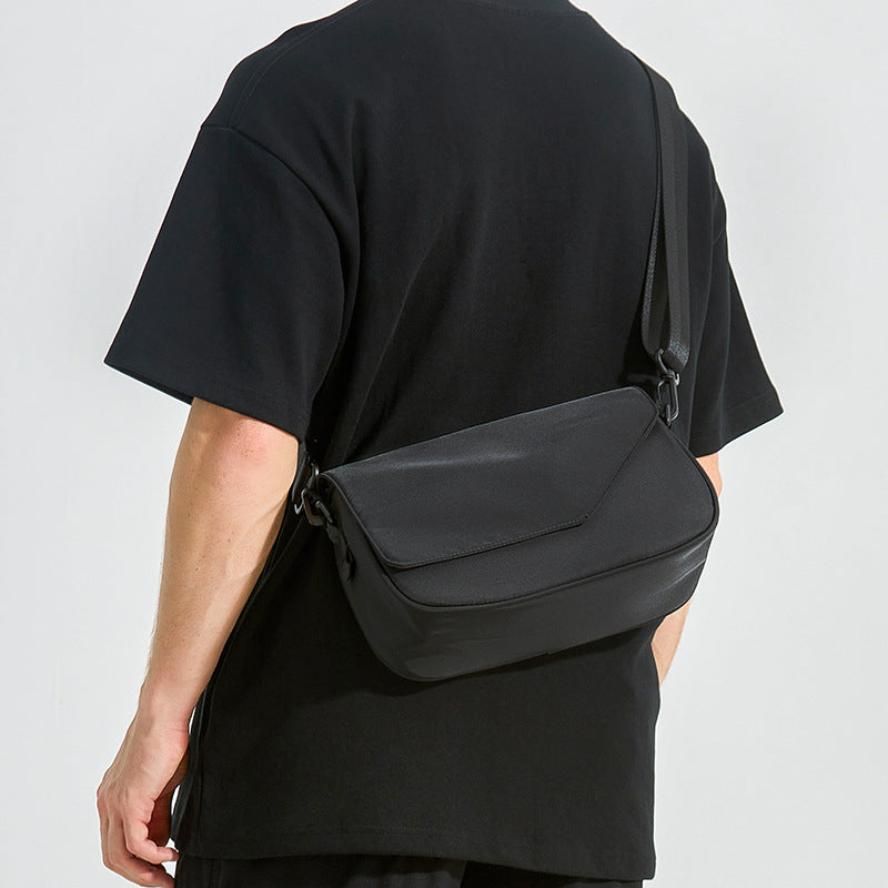 Sleek Justerbar Crossbody Veske Skanto