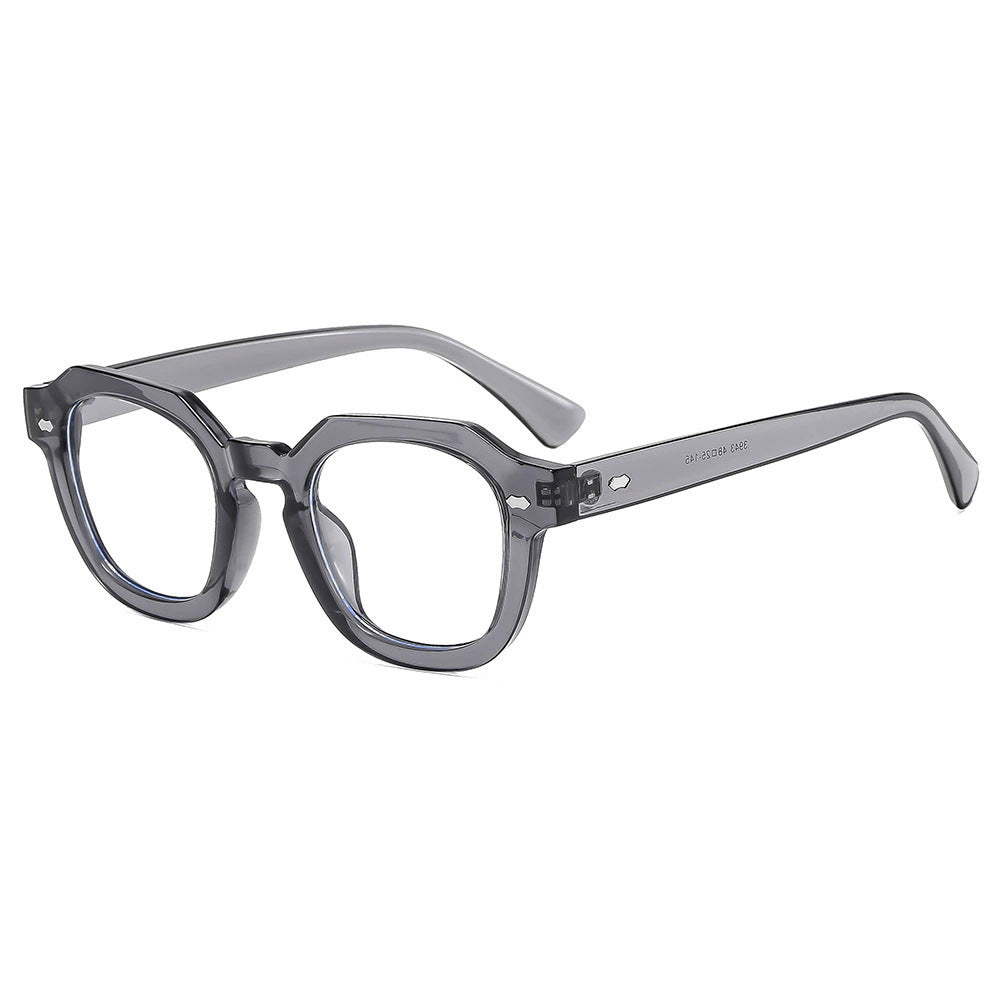 Dame solbrille i moderne design med polariserte linser Skanto