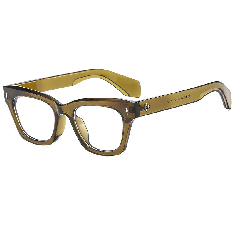 Damer Cat-Eye solbrille med moderne, transparent ramme og UV-beskyttelse Skanto