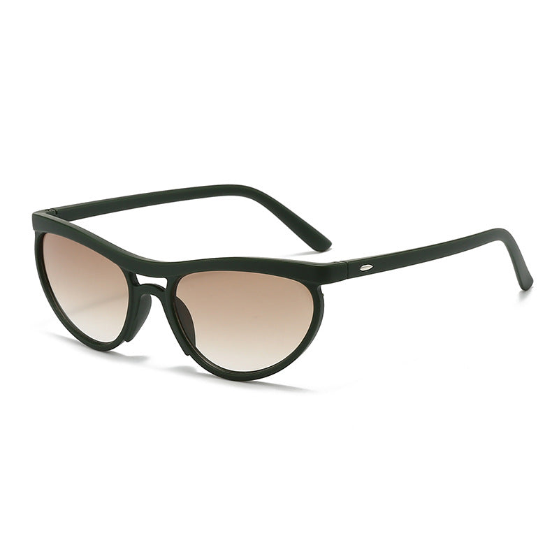 Dame moteriktig solbrille i moderne design Skanto
