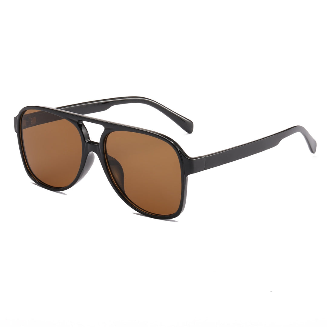 Dame moteriktig kvadratisk solbrille med bred ramme Skanto